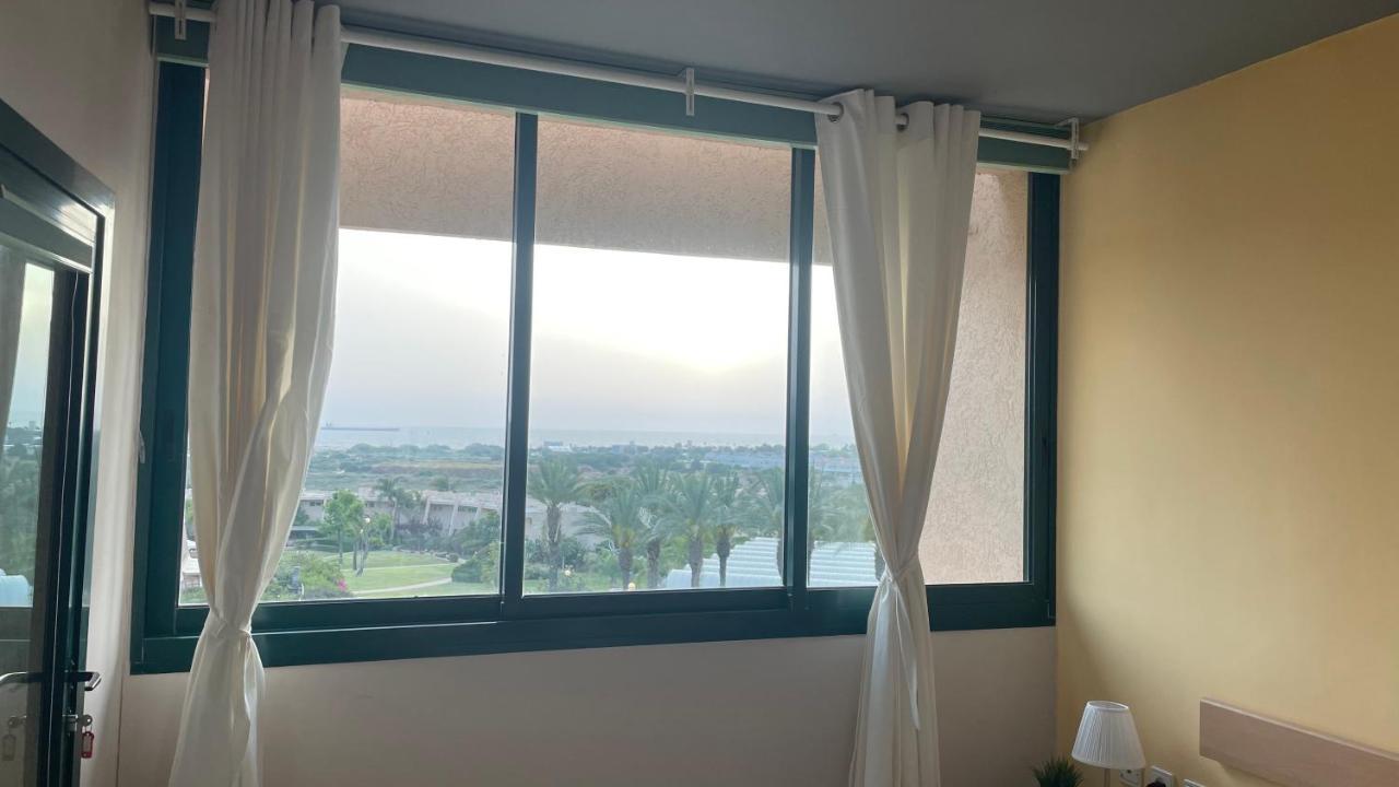 קיסריה נאות גולף- Oren Apartment Bagian luar foto